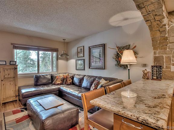 4th image of 477 Hi Country Drive Bldg 14 #14-14