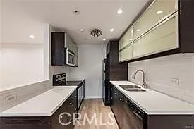 525 N Sycamore Ave #333 — Photo 12