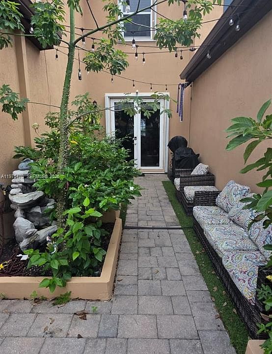 1st image of 17135 SW 96th St