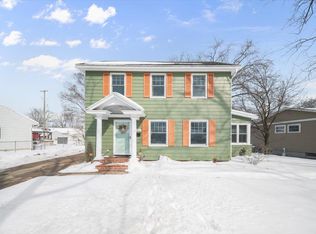 1186 Hampden Rd, Muskegon, MI 49441