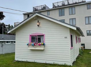 66 Acorn Rd, Hampton, NH 03842