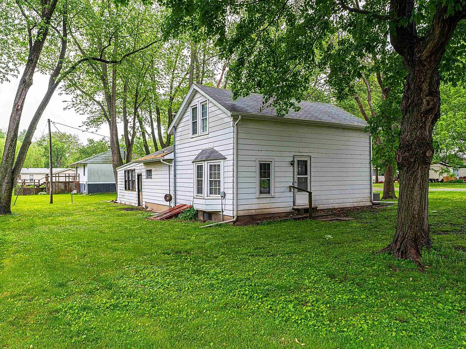 623 E Myrtle St, Mason City, IL 62664 Zillow