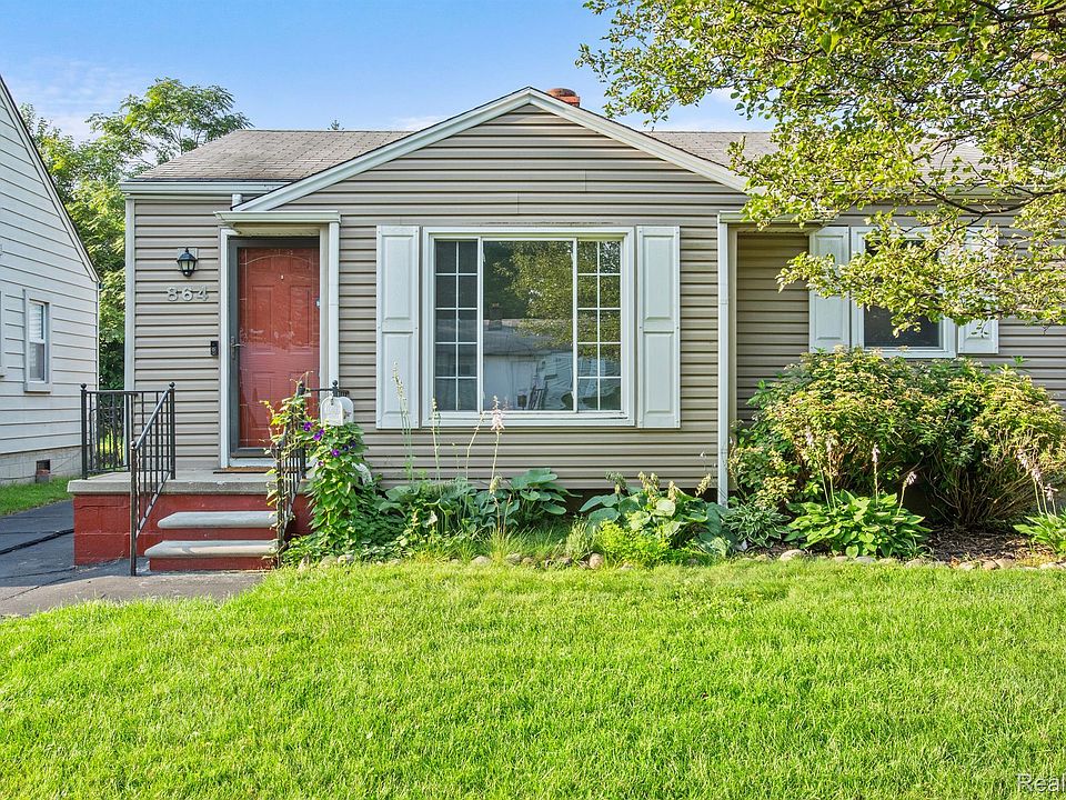 1st image of 864 E Rowland Ave