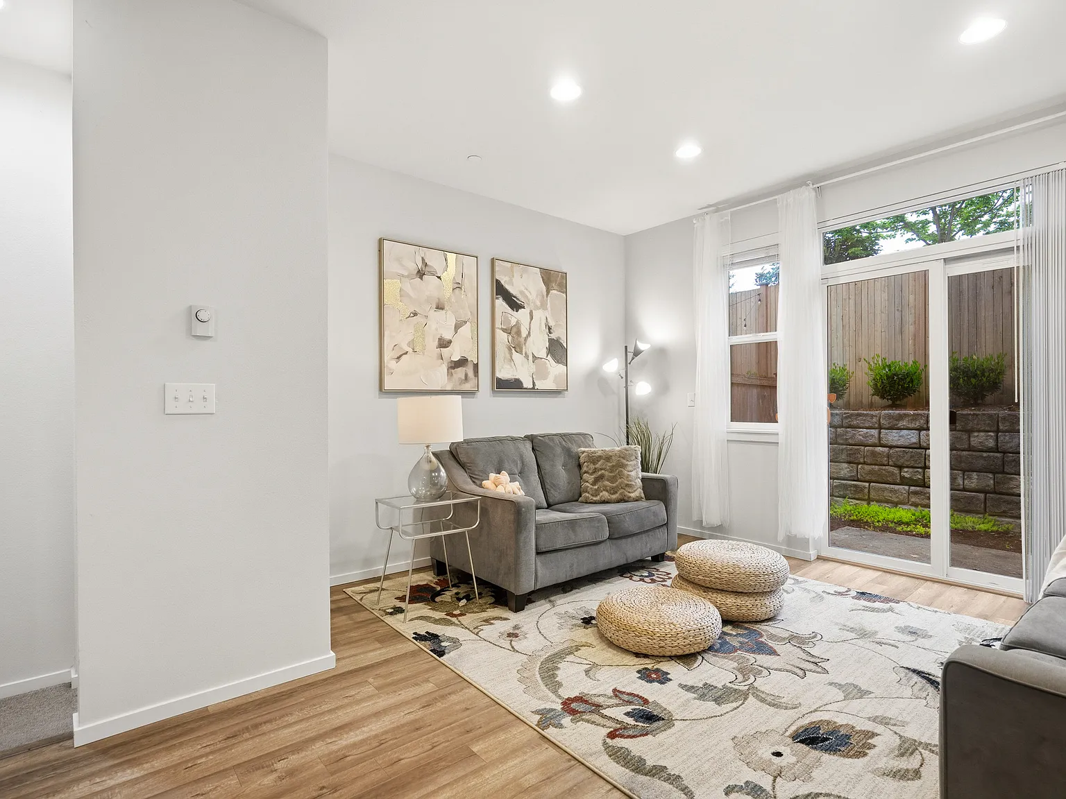 2 bed, 1225 sqft, $2,700 — Photo 3