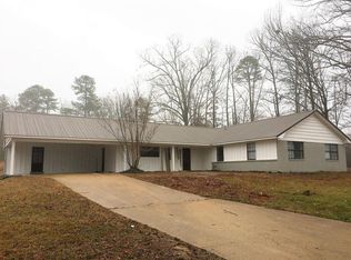 394 Ponderosa Dr, Pontotoc, MS 38863
