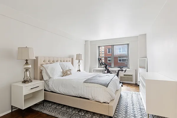 Sold by Corcoran | media 6