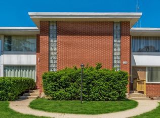 126 S 3rd St #6, Delavan, WI 53115