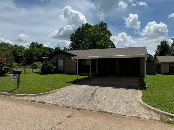 9604 NE 3rd St, Oklahoma City, OK 73130