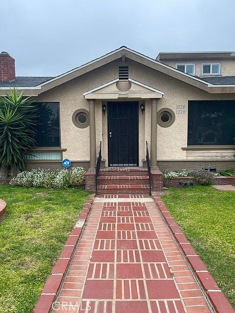 1st image of 1326 W 98th St