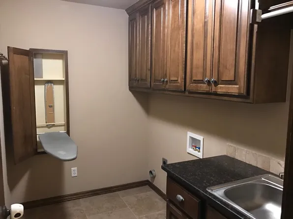 7401 Noah Pkwy, Oklahoma City, OK 73132