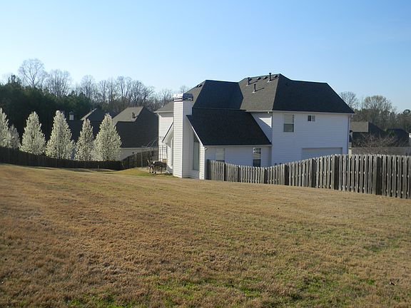 2nd image of 255 Grandiflora Dr