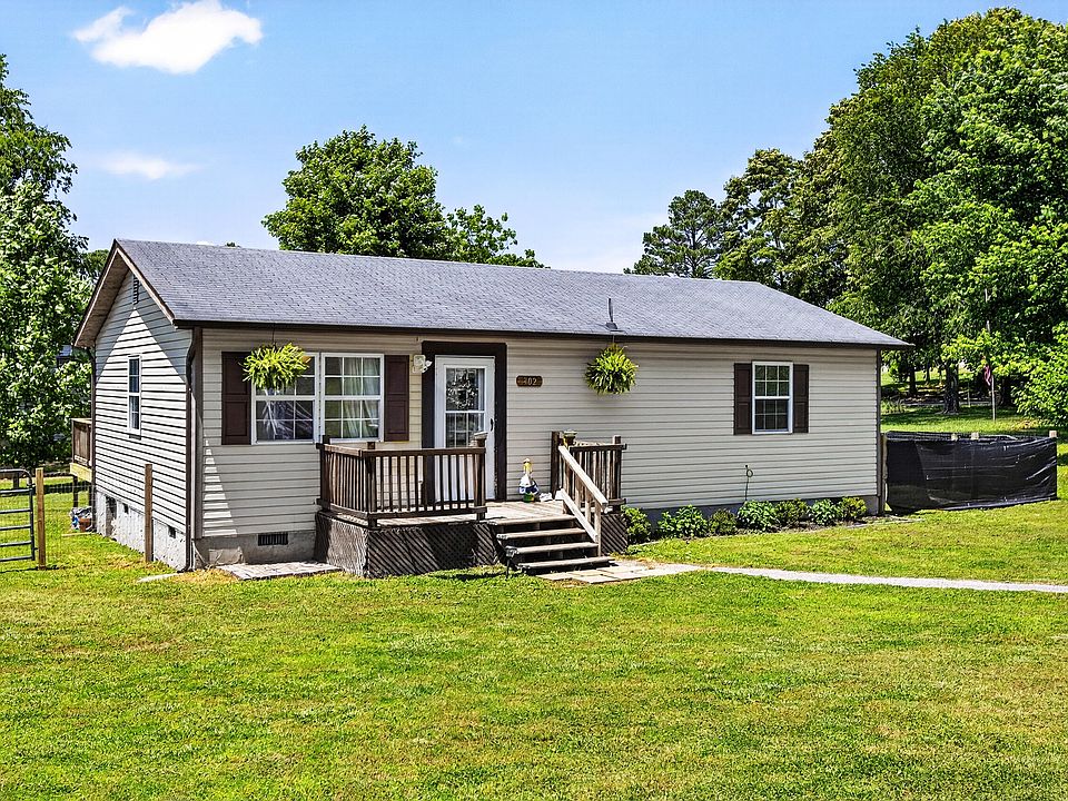 1st image of 302 Rogers Ln