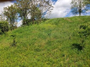 104 Patton Dr, Aliquippa, PA 15001