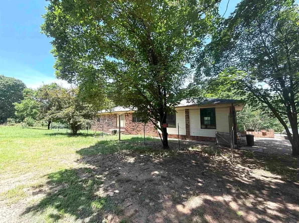 41 Mallory St, Morrilton, AR 72110