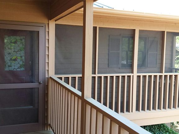 Screened in front porch