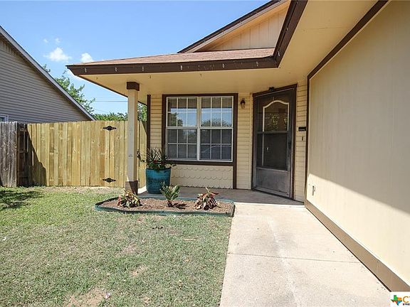 5th image of 3705 Trotwood Trl