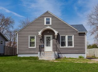 1715 W 2nd St, Perry, IA 50220