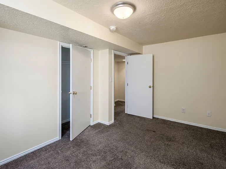 632 E Kensington Ave — Photo 12
