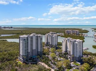 425 Cove Tower Dr APT 502, Naples, FL 34110