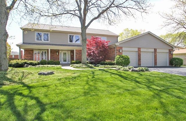 1st image of 4203 Yorkshire Ln