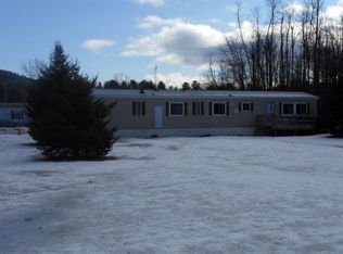 25 Morrow Ln, Keeseville, NY 12944