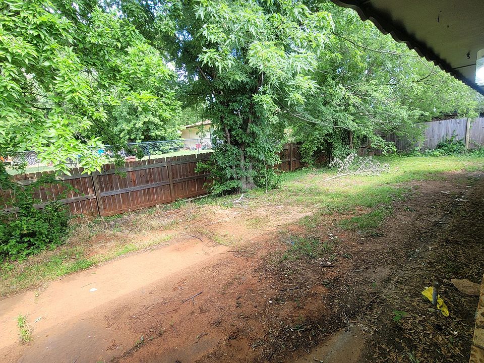 1st image of 1108 Brookdale Dr