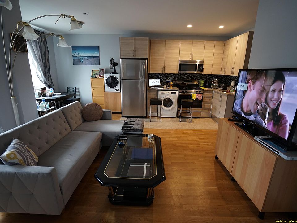 2nd image of 422 Ocean View Ave APT 204