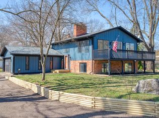 1379 Roberta Ct, Howell, MI 48843