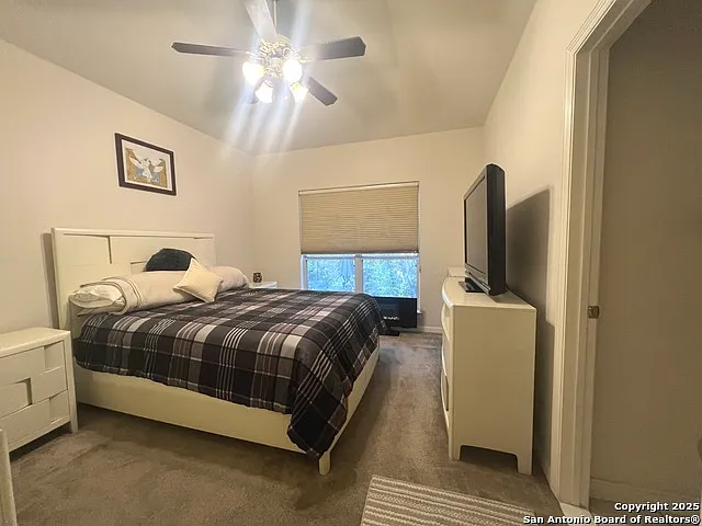 610 Renoir — Photo 10