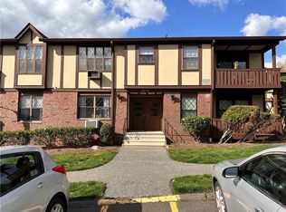 463 Sierra Vista Ln #463, Valley Cottage, NY 10989