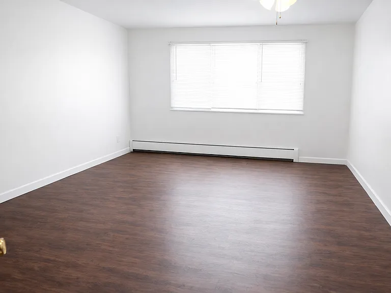 800 University Ave SE #20 — Photo 4
