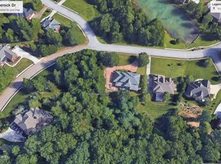 16 Ridgerock Dr, Signal Mountain, TN 37377