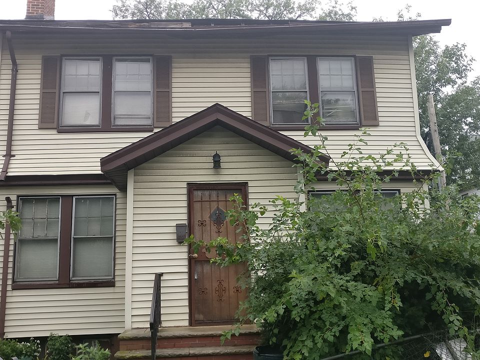 1st image of 144 N Munn Ave