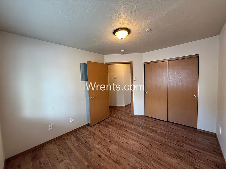 403 S Eastern Rd — Photo 11