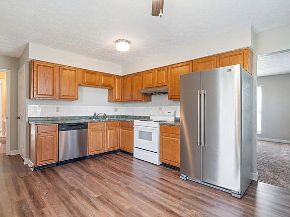 5th image of 3955 Cypress Ave