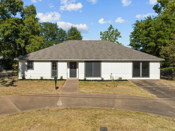 400 Baker St, Lindale, TX 75771