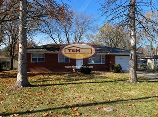 752 N Post Rd, Indianapolis, IN 46219