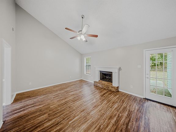 5th image of 86 Pinedale Cir