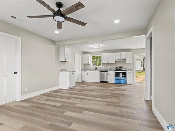 1000 Horton Rd, Albertville, AL 35950