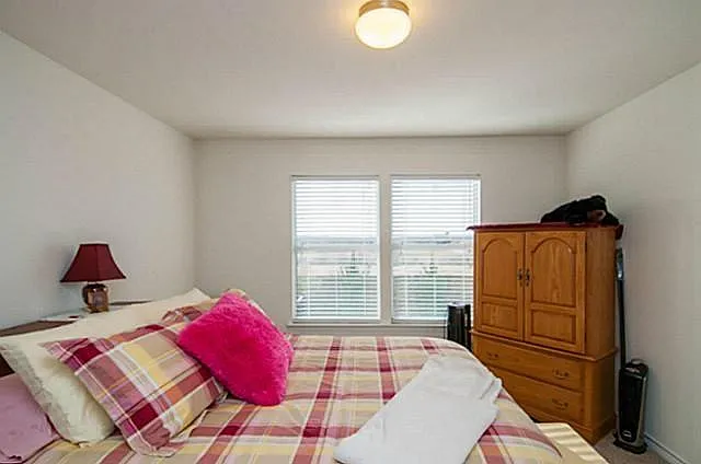 3 bed, 1538 sqft, $1,900 — Photo 4