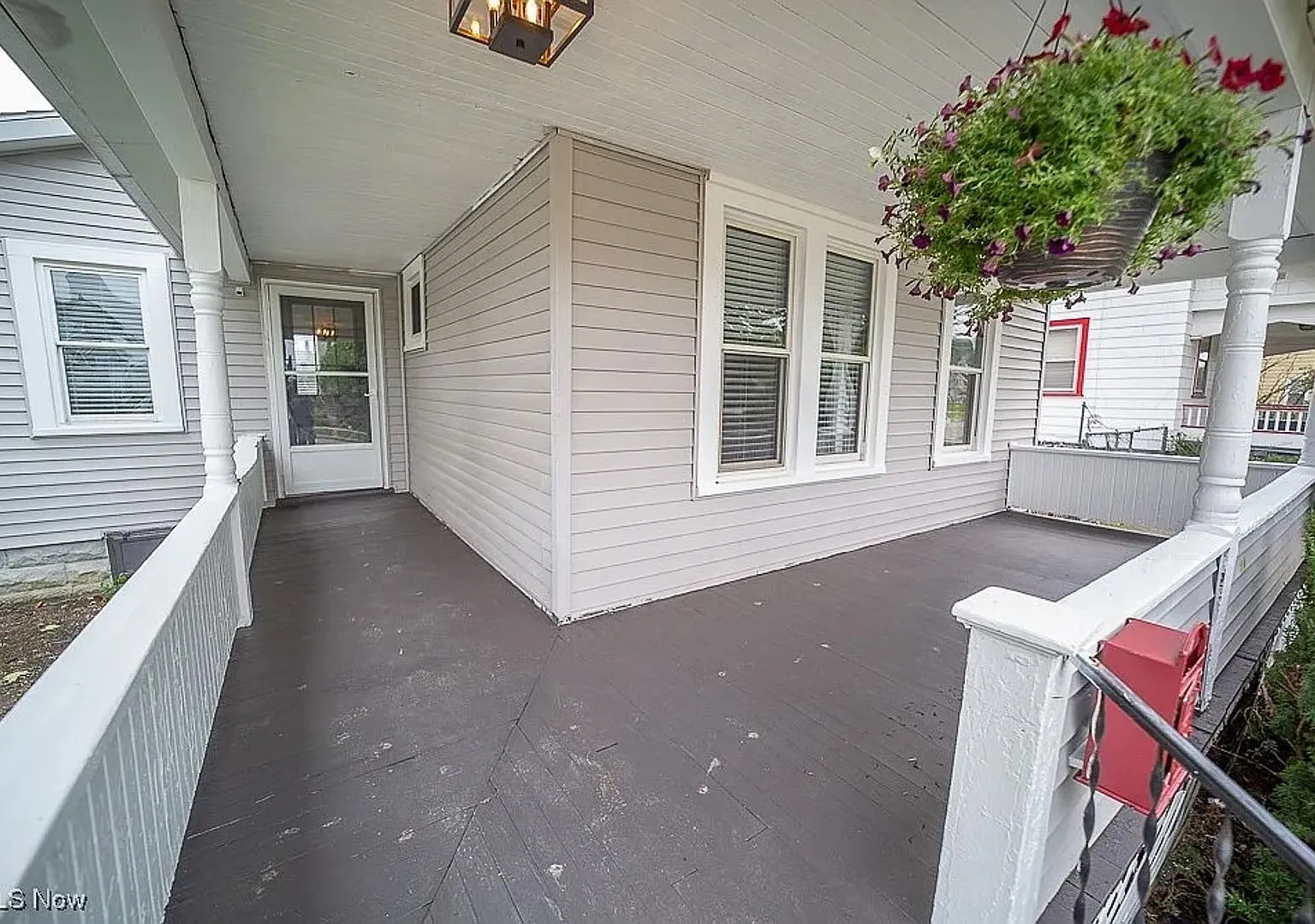 4bd/ 1ba- Lorain: First Month Rent And Security Deposit Half Off! — Photo 2