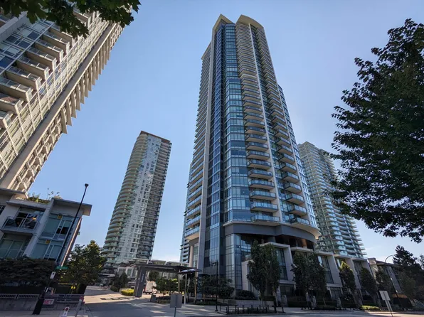 4900 Lennox Ln #2701, Burnaby, BC V5H 0G9