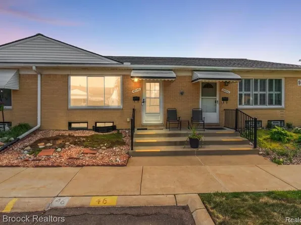 49948 Helfer Blvd, Wixom, MI 48393