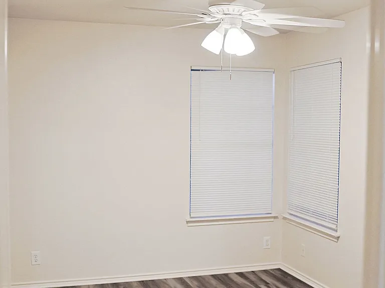 11206 Woodwaters Way — Photo 18