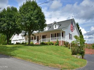 714 5th Ave, New Tazewell, TN 37825