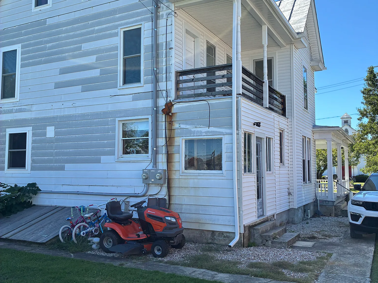 3 bed, $1,150 — Photo 2