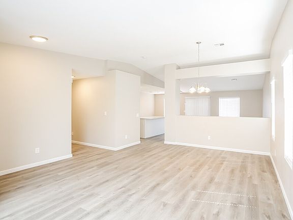 5th image of 3117 Honeysuckle Ave