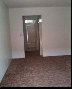 5th image of 200 E Vine St APT 1a