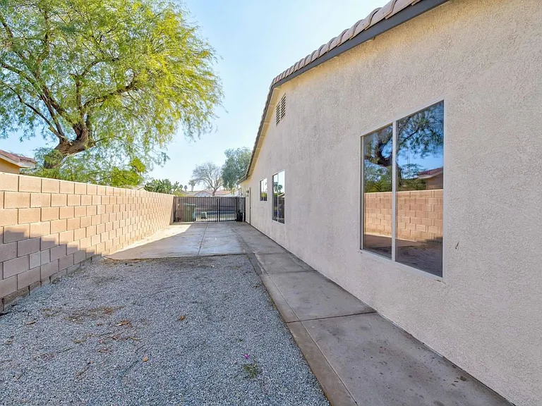 47871 Belvedere Way — Photo 21
