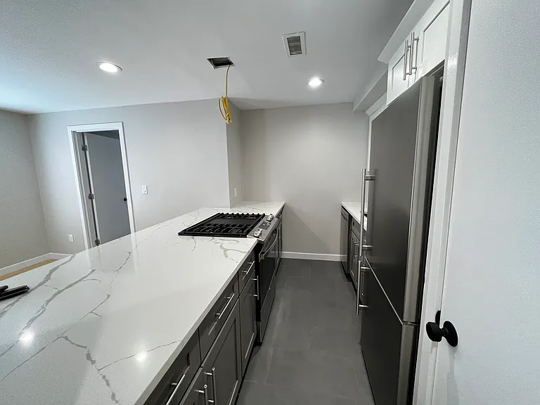 Deacon Court - 1661 Washington Street — Photo 95